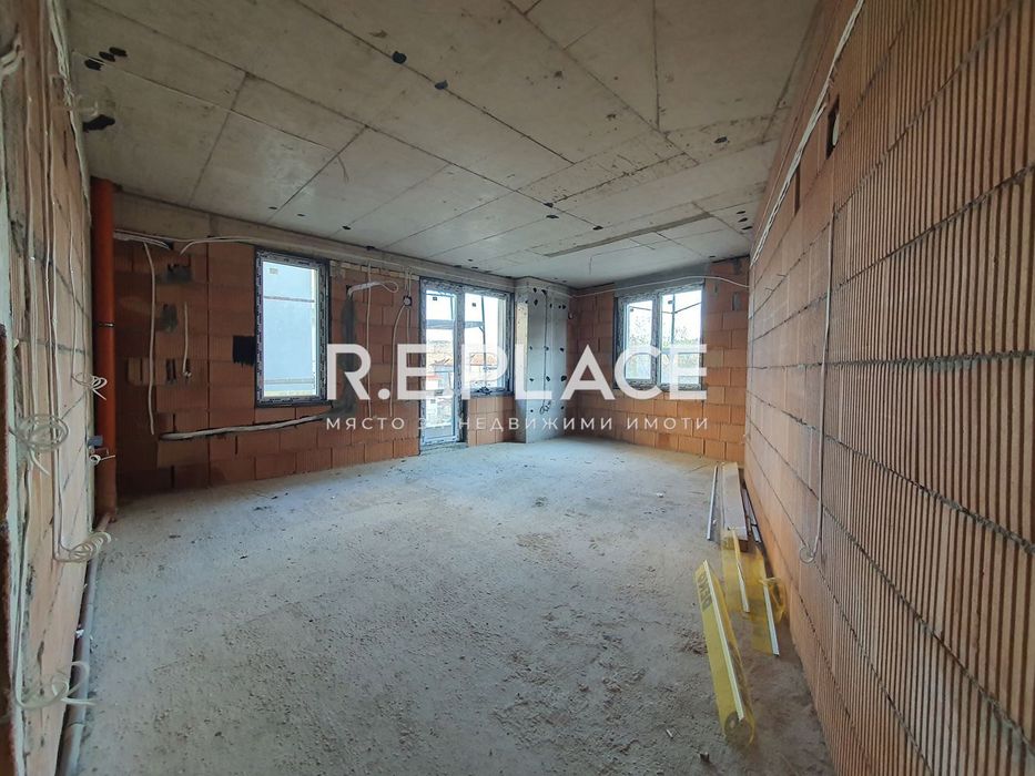 Продава се Тристаен апартамент в Варна, Аспарухово - 93 кв.м за 1010 €/кв.м - Снимка #9