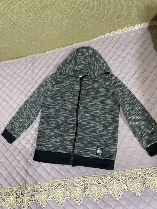 Кофты, толстовки на мальчика.