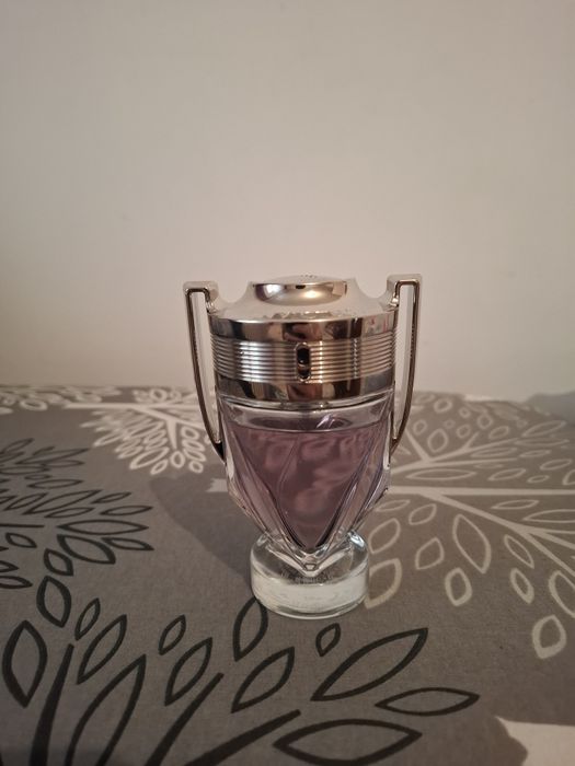 Парфюм Инвиктус оригинал куплено золотом яблоке