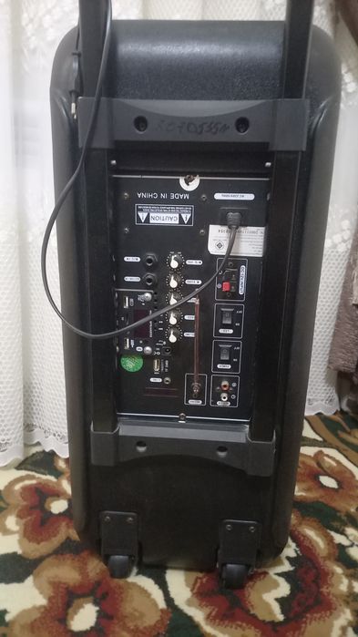 колонка блютуз продаётся