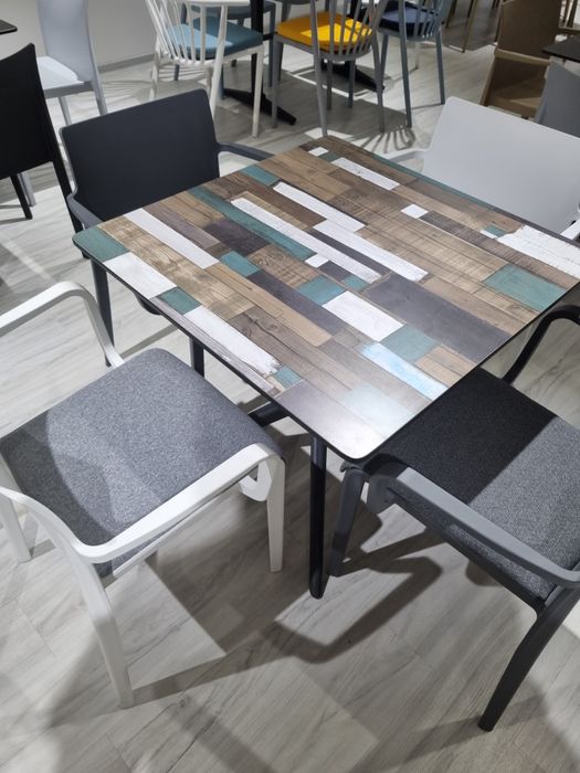 Столы и стуля  для вашего дома  офиса и кафе