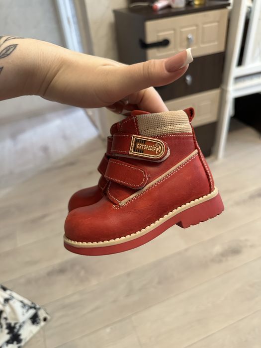 Ботинки Новые 21 размер осень весна