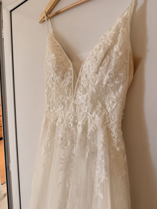 Дизайнерска булченска рокля White One