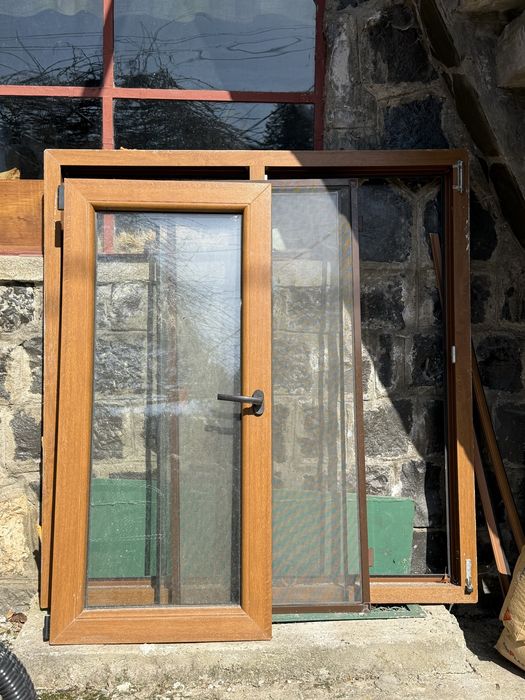 Vând fereastră termopan maro – stare bună