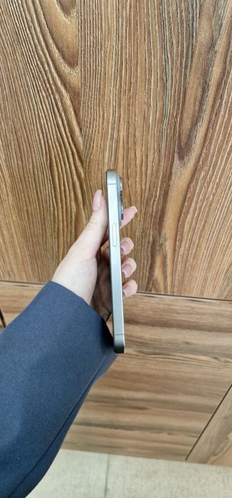 Iphone 15 pro 256 гб