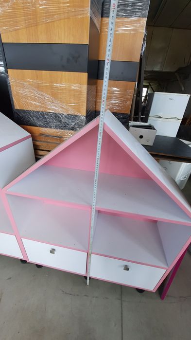 Мебели тип къщички