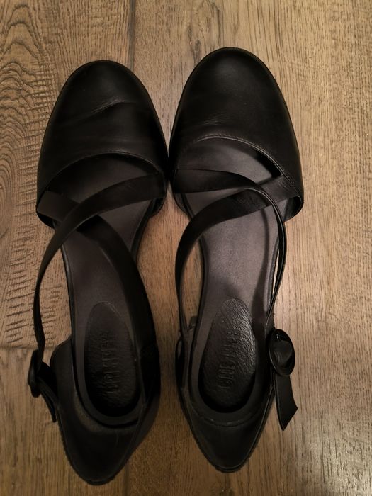 Обувки    Camper