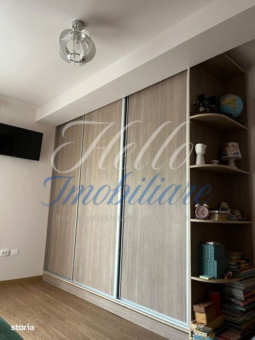 Vand apartament 3 camere  60mp+balcon 10 mp+terasa 20mp zona Stejarulu