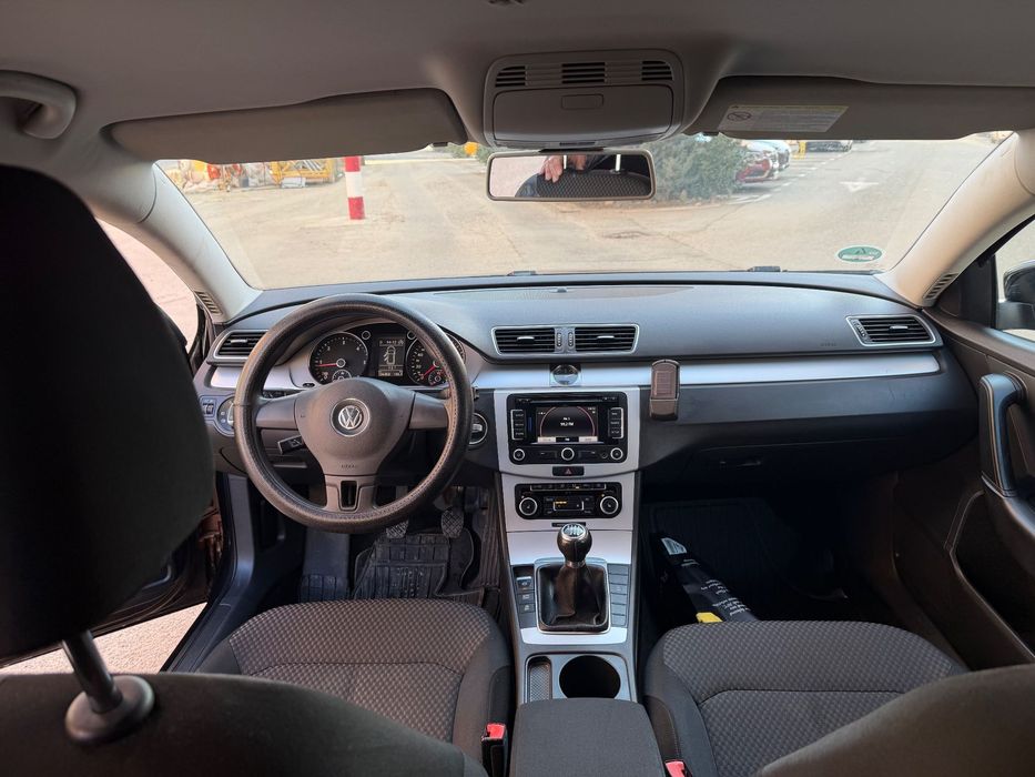 Volkswagen Passat Vw Passat B7 , 2011 ,234.000 km euro 5