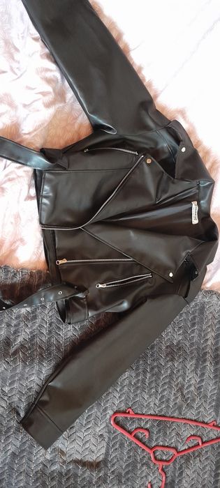 Jacketă de piele-damă