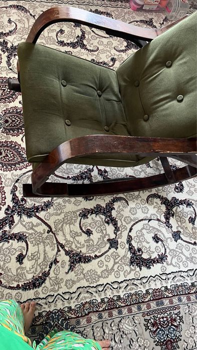 Качалка кресло продается