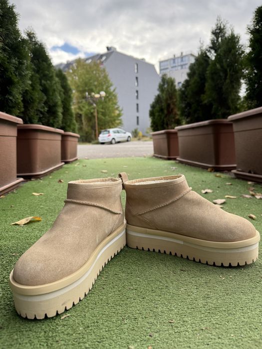 Велурени апрески Tommy Jeans