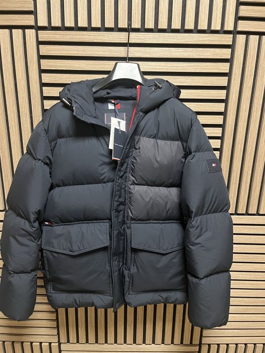 Tommy Hilfiger : Ново зимно яке размер М / Оригинал