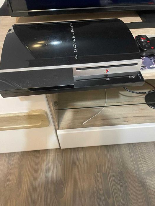 Vand PLAYSTATION 3 modat