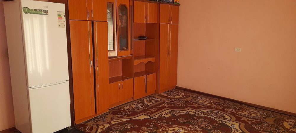 Uy sotiladi hamma sharoit bor