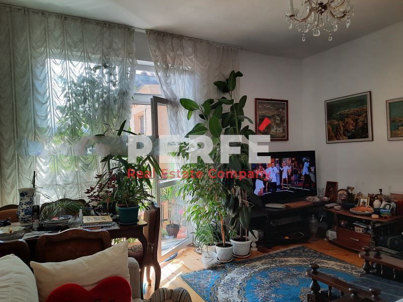 Продава се Тристаен апартамент в Банкя - 75 кв.м за 2211 €/кв.м - Снимка #1