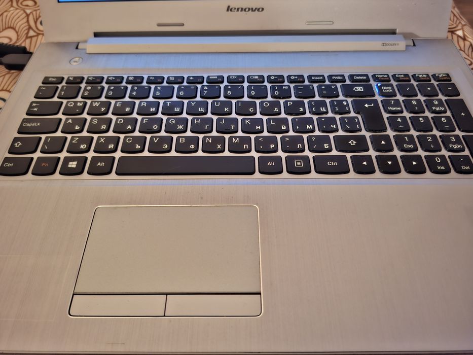 Лаптоп Lenovo z50-70