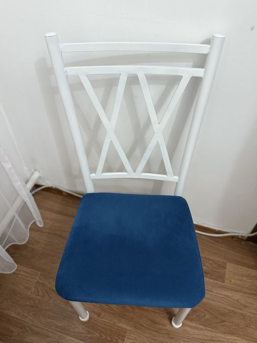 Стулья для кухни 8 шт