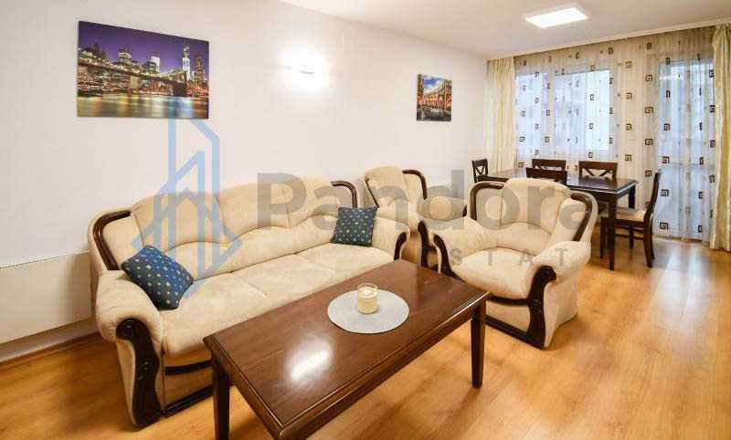 Двустаен апартамент под наем в Центъра