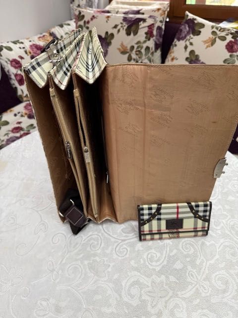 Дамска чанта-сейф BURBERRYS със заключване за лаптоп и документи