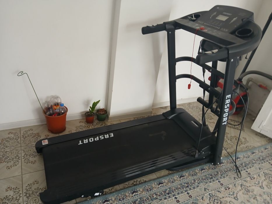 Продам беговую дорожку