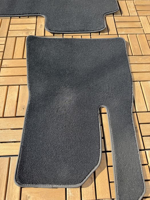 Tesla стелки за купе