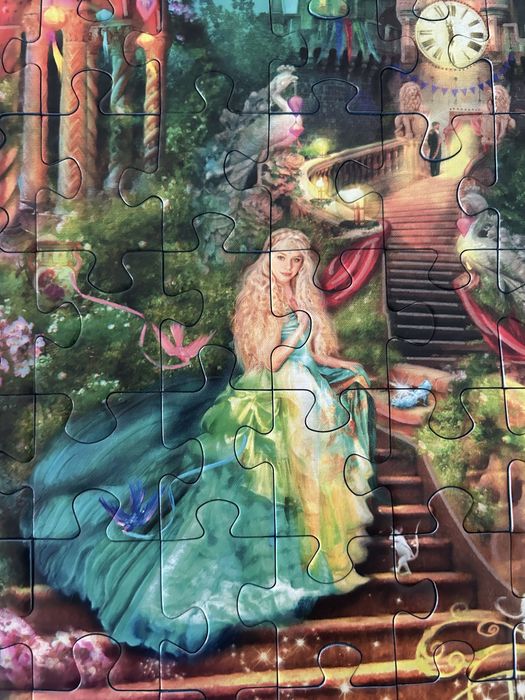 Puzzle Ravensburger Cenusareasa fosforescent