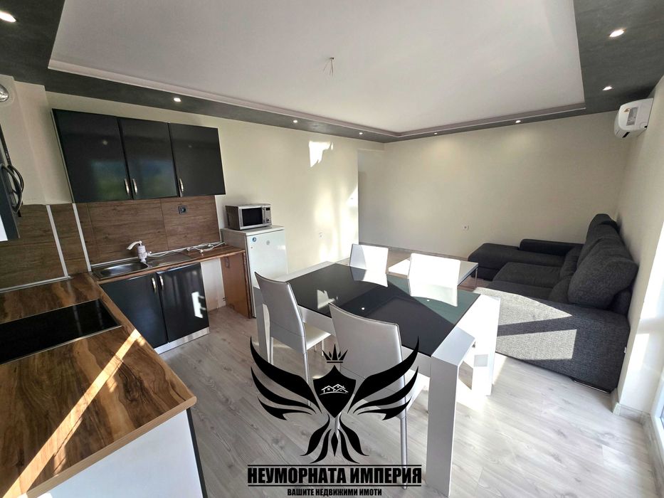 Дава се под наем Тристаен апартамент в Асеновград - 84 кв.м за 408.51 € - Снимка #1