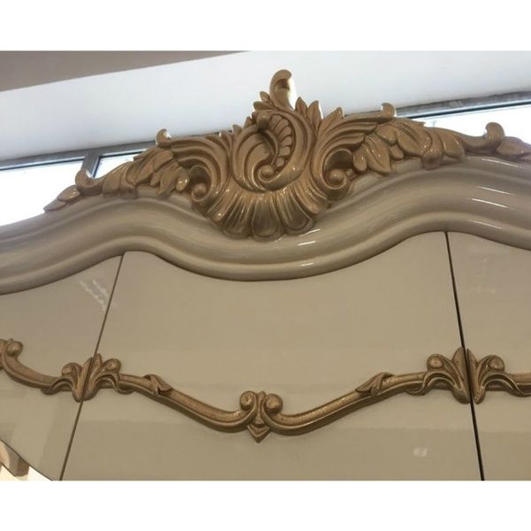 Красивый спальный гарнитур Энрике