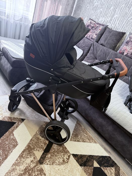 Продам коляску 3в1 +памперсы в подарок