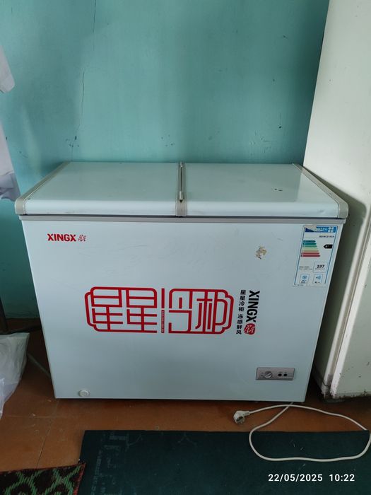 Muzlatgich 1sezon ishlagan yangidek