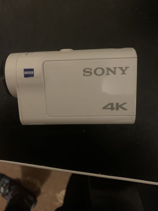 Продам экшен камеру сони