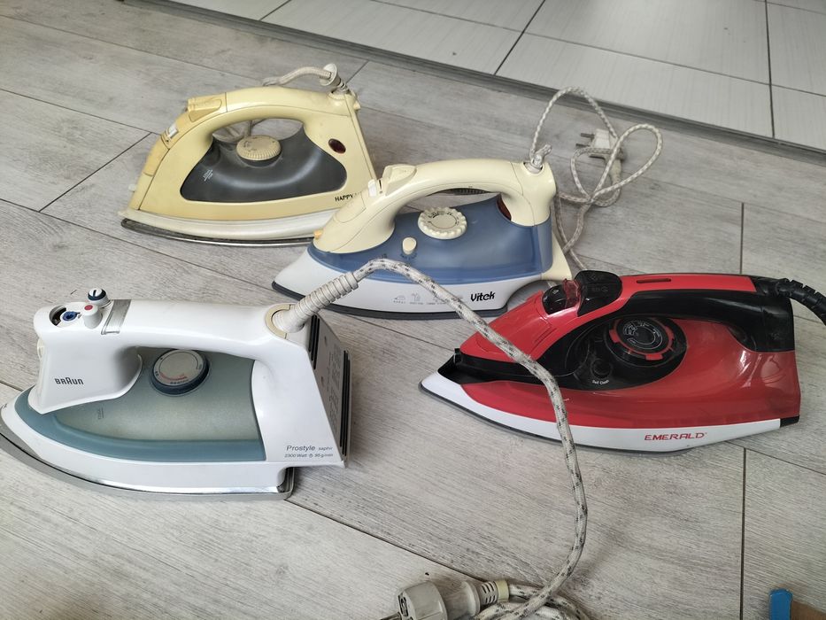 Продаются утюги разные