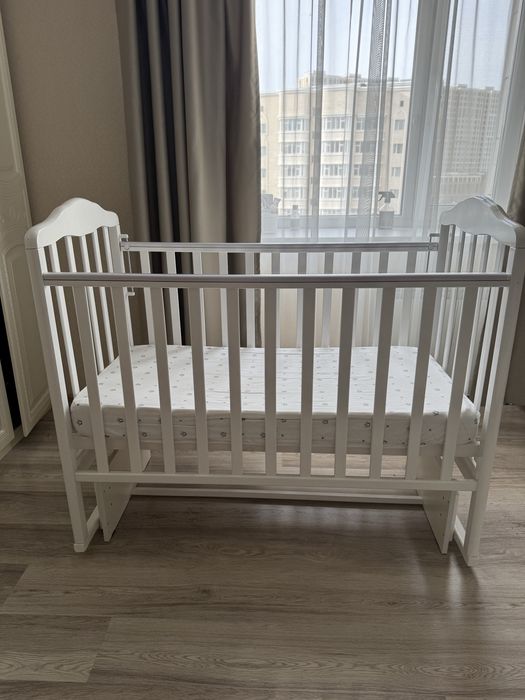 манеж-кровать, универсальный маятниковый