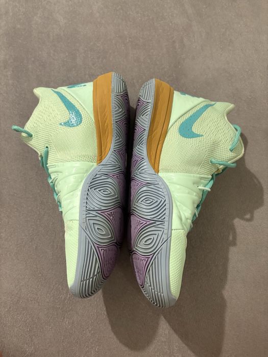 Nike Kyrie 5 Squidward