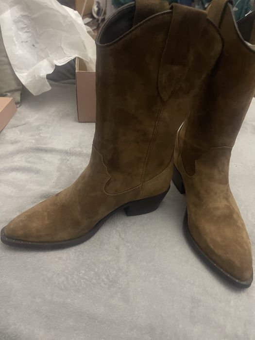 Cizme din piele naturala intoassa!