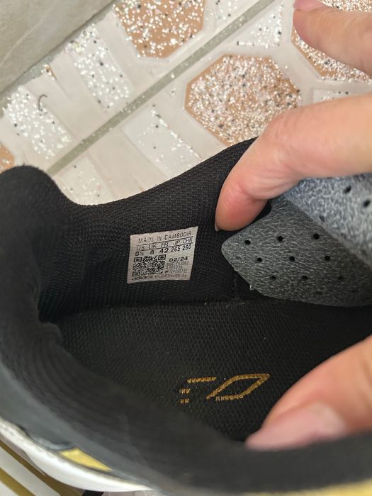 Adidasi crampoane Adidas, 42