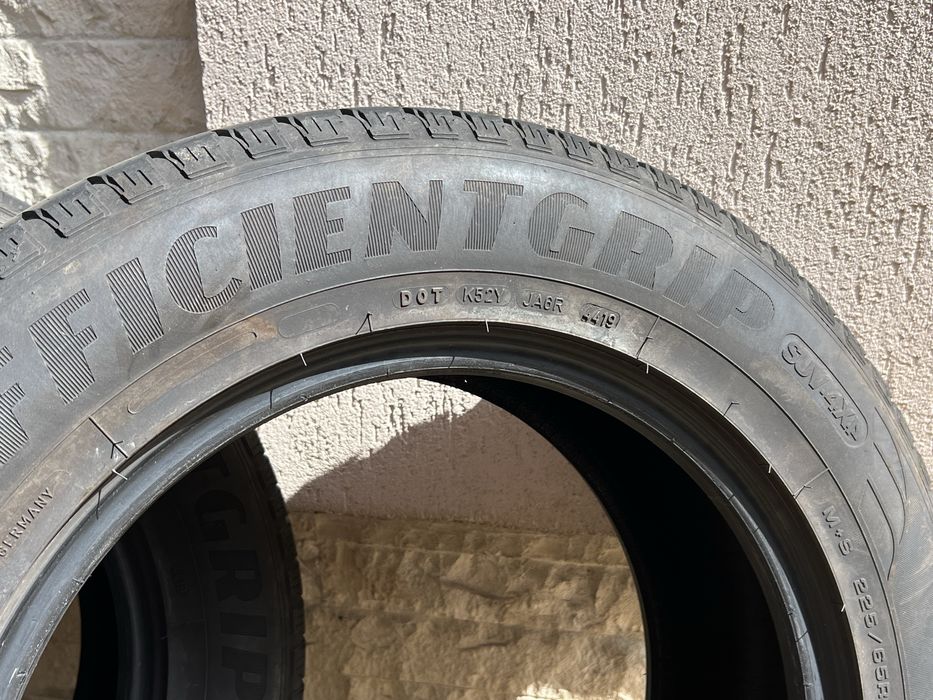 Goodyear Efficientgrip SUV 4x4 225/65R17 4buc