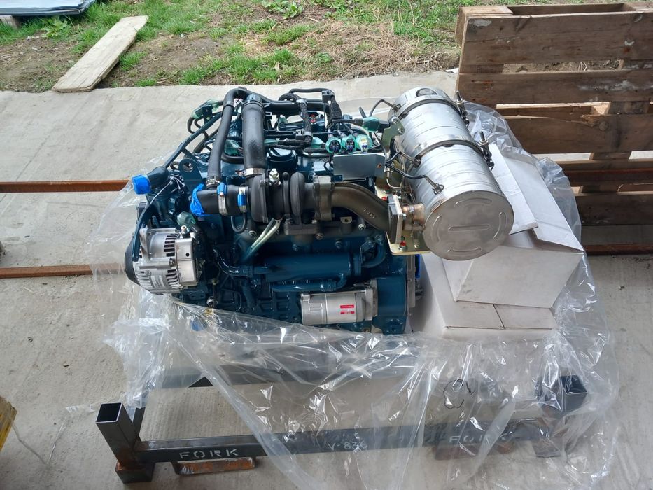 Motor Kubota V2403-CR-T-EW03