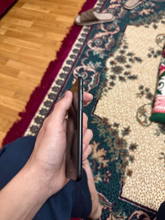 Айфон се 2 128/77 обмен