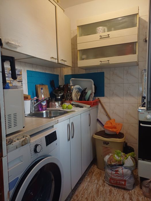 Valea Roșie, 2 semi, parter/4, ideal pentru investiție!