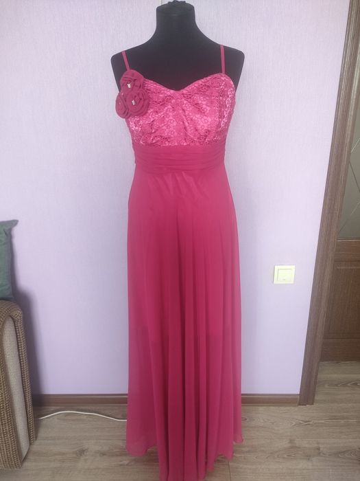 Продам платье в идеальном состоянии