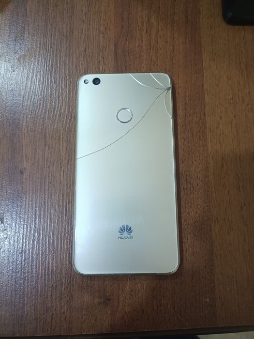 Продам телефон Huawei P8lite 3/16gb