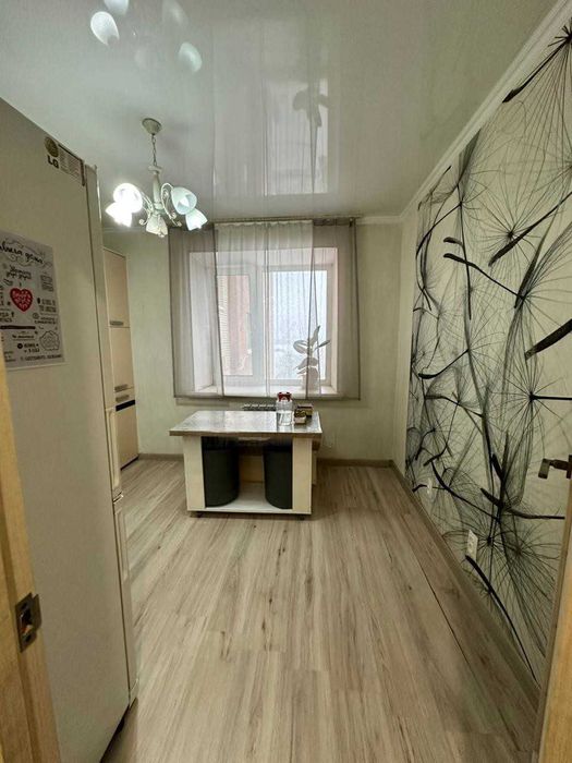 Продам 2-ком квартиру Клуб строителей