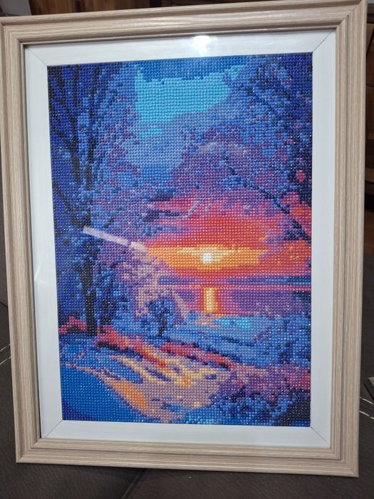 Tablouri realizate manual din Diamond Painting