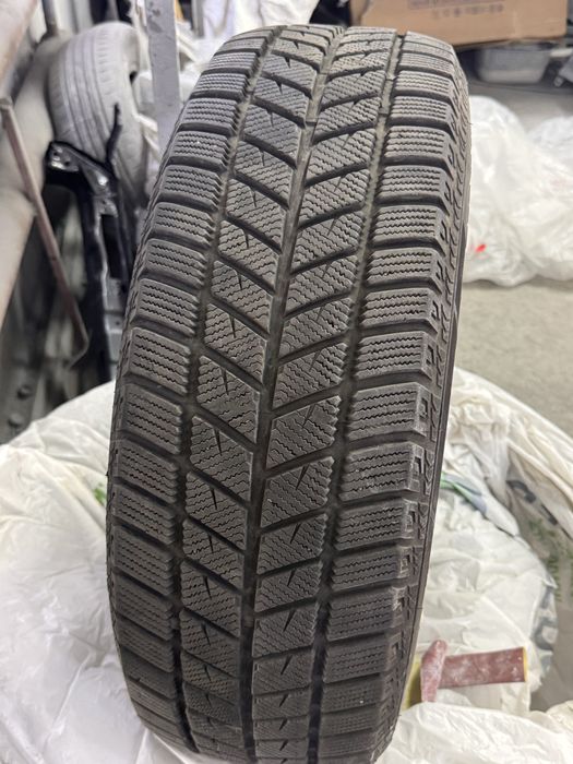 Продам шины 215/65/16
