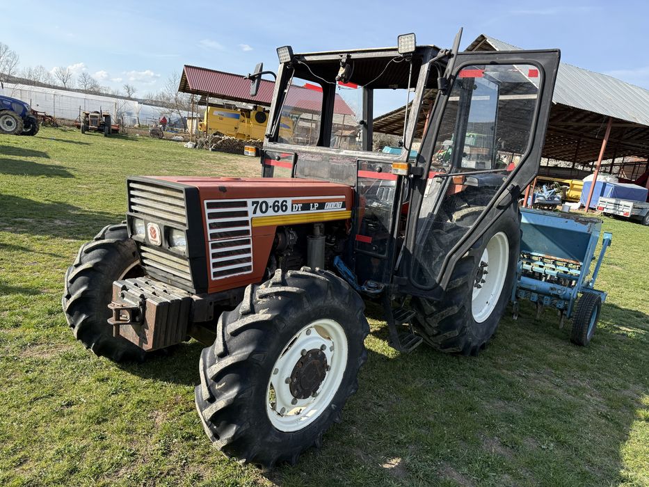 Tractor Fiat 70-66