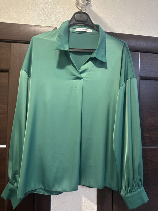 Женская одежда …….