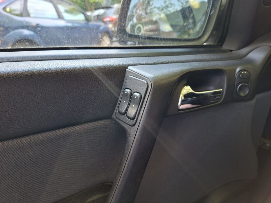 OPEL Astra 2008 — imagine 5
