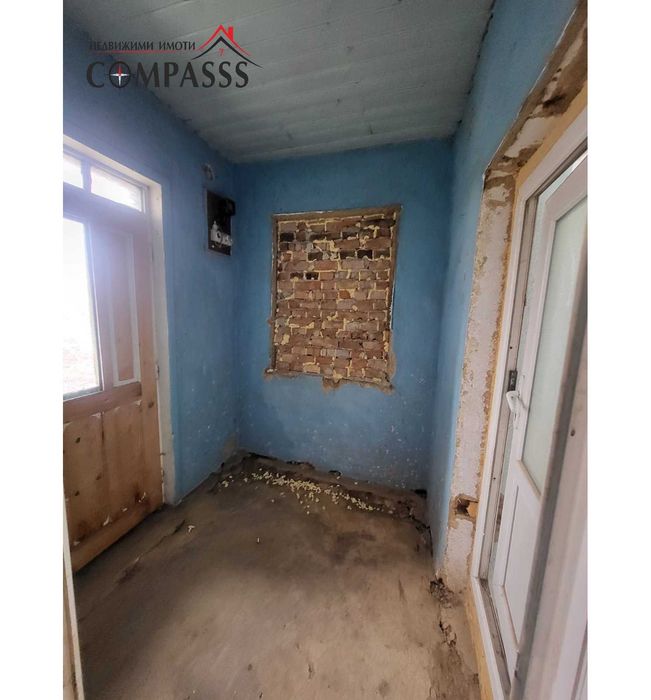 с. Смолница, обл. Добрич, къща с двор – 78000лева!